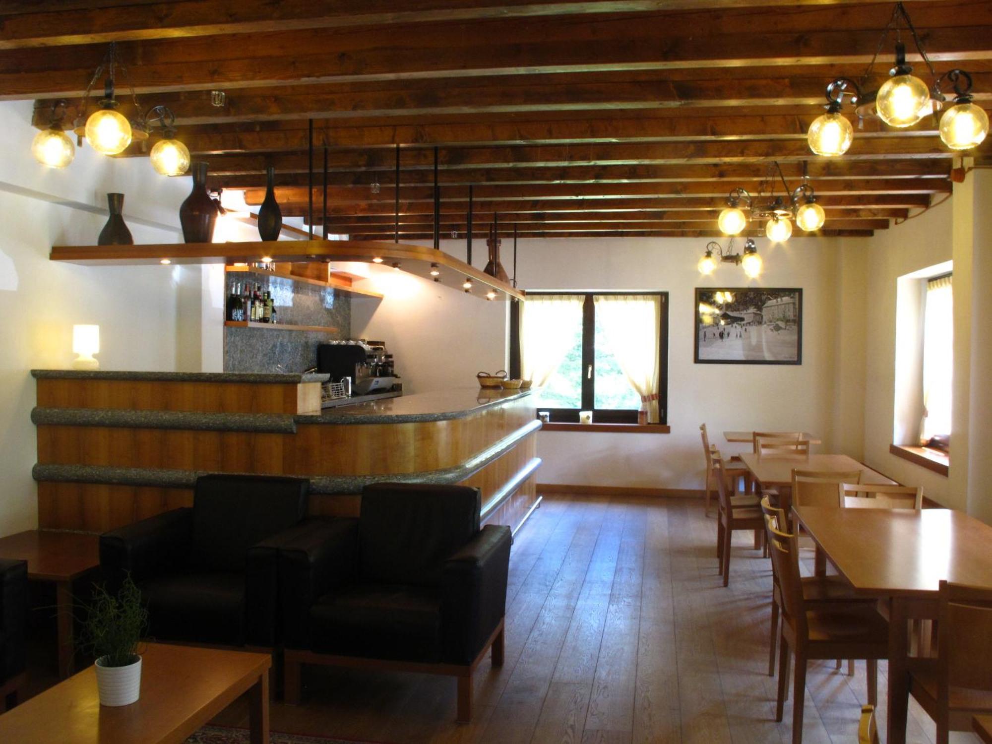 Casa Alpina Don Guanella Bed & Breakfast มากุญญากา ภายนอก รูปภาพ