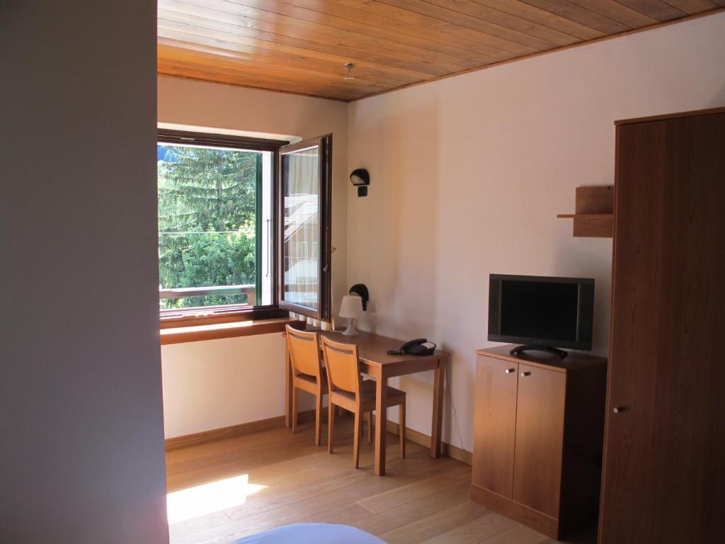 Casa Alpina Don Guanella Bed & Breakfast มากุญญากา ห้อง รูปภาพ