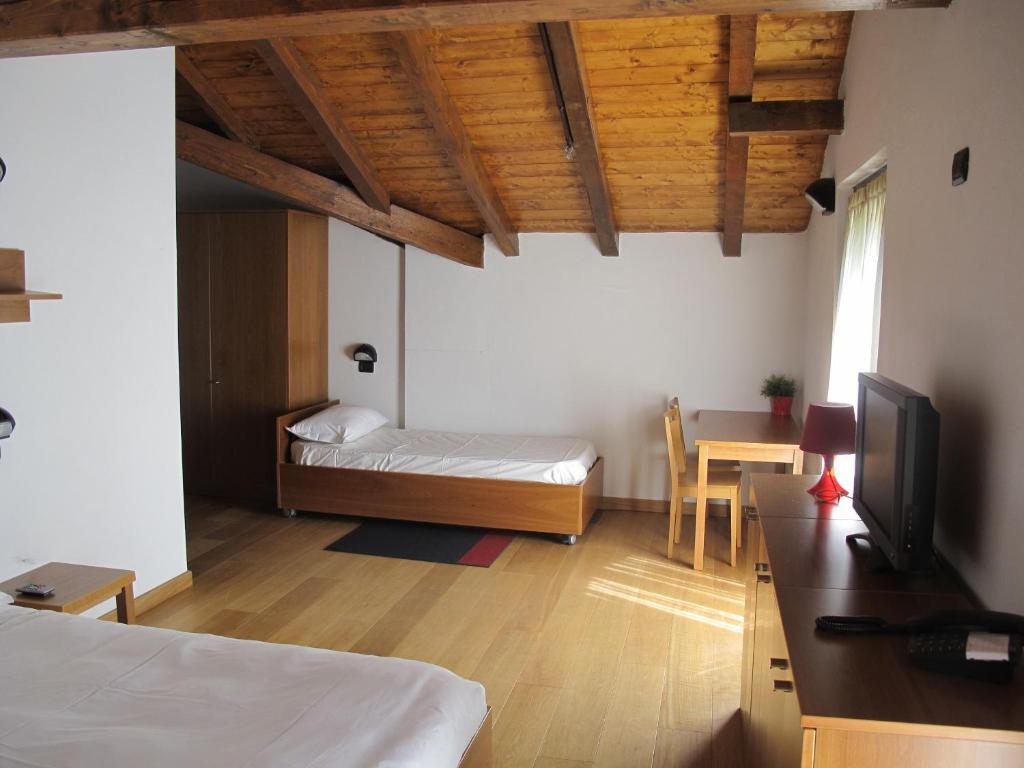 Casa Alpina Don Guanella Bed & Breakfast มากุญญากา ห้อง รูปภาพ
